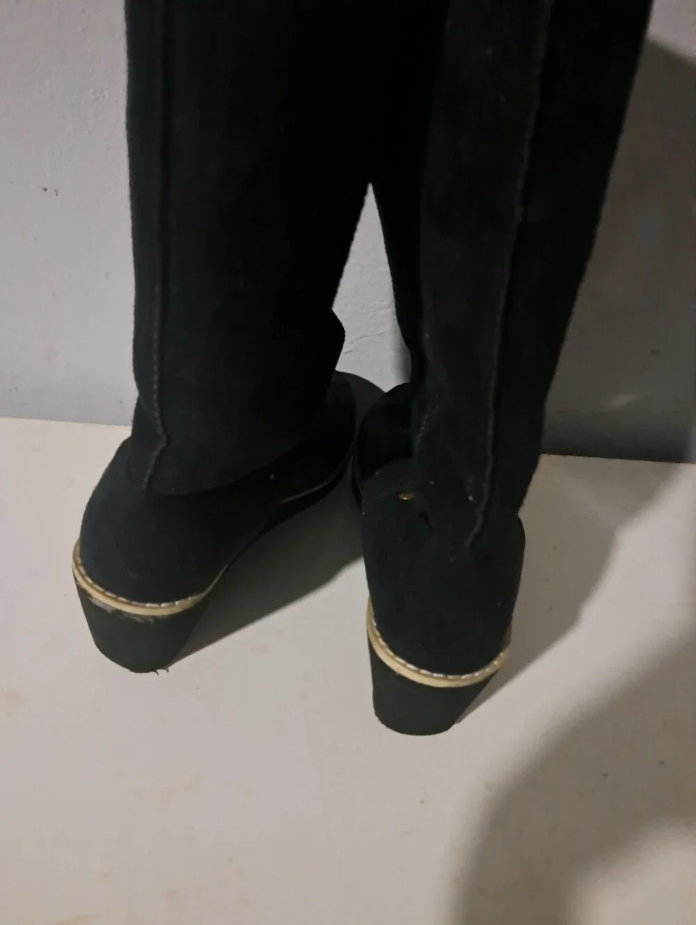 Black Women’s Winter Boots